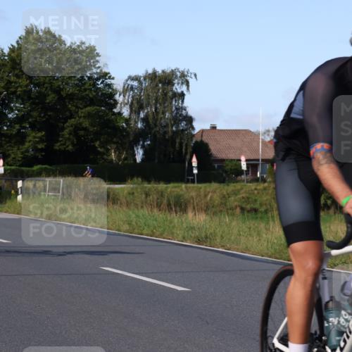 25.08.2024 - Elbe Triathlon Hamburg Fuchs,  Jonas http://msf.ph/oto/6870165 25.08.2024 09:33:46 Radfahren 316, 326, 156, 126, 228, 352, 1851, 234 meine-sportfotos.de