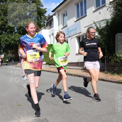 25.08.2024 - 20. Blankeneser Heldenlauf Strokosch-Dieckow http://msf.ph/oto/6870347 25.08.2024 10:31:43 Ziel 6098, 6099, 6100, 6241, 6324, 6432 meine-sportfotos.de