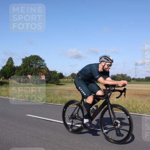 25.08.2024 - Elbe Triathlon Hamburg Fuchs,  Jonas http://msf.ph/oto/6870401 25.08.2024 09:34:07 Radfahren 245, 314, 159 meine-sportfotos.de