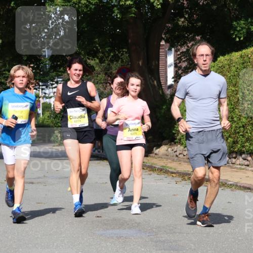 25.08.2024 - 20. Blankeneser Heldenlauf Strokosch-Dieckow http://msf.ph/oto/6870420 25.08.2024 10:31:54 Ziel 6039, 6274, 6275, 6324, 6524, 6525 meine-sportfotos.de