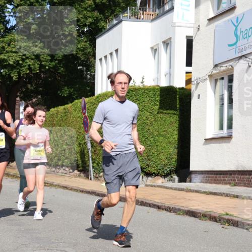 25.08.2024 - 20. Blankeneser Heldenlauf Strokosch-Dieckow http://msf.ph/oto/6870449 25.08.2024 10:31:55 Ziel 6039, 6274, 6275, 6324, 6524, 6525 meine-sportfotos.de