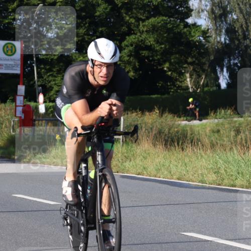 25.08.2024 - Elbe Triathlon Hamburg Fuchs,  Jonas http://msf.ph/oto/6870453 25.08.2024 09:34:10 Radfahren 245, 314, 159 meine-sportfotos.de