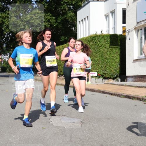 25.08.2024 - 20. Blankeneser Heldenlauf Strokosch-Dieckow http://msf.ph/oto/6870462 25.08.2024 10:31:56 Ziel 6039, 6274, 6275, 6324, 6524, 6525 meine-sportfotos.de