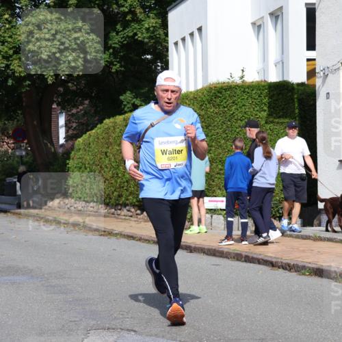 25.08.2024 - 20. Blankeneser Heldenlauf Strokosch-Dieckow http://msf.ph/oto/6870902 25.08.2024 10:32:31 Ziel 6086, 6115, 6146, 6201, 6253, 6254, 6533 meine-sportfotos.de