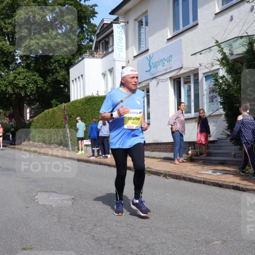 25.08.2024 - 20. Blankeneser Heldenlauf Strokosch-Dieckow http://msf.ph/oto/6870950 25.08.2024 10:32:32 Ziel 6086, 6115, 6146, 6201, 6253, 6254, 6533 meine-sportfotos.de