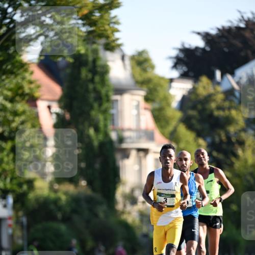 01.09.2024 - BARMER Alsterlauf Dr. Thomas Lammeyer http://msf.ph/oto/6886884 01.09.2024 09:16:22 Laufen 2 meine-sportfotos.de