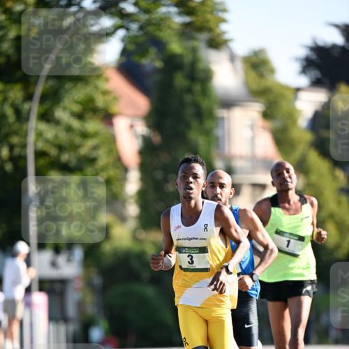 01.09.2024 - BARMER Alsterlauf Dr. Thomas Lammeyer http://msf.ph/oto/6886891 01.09.2024 09:16:23 Laufen 00, 2, 35 meine-sportfotos.de