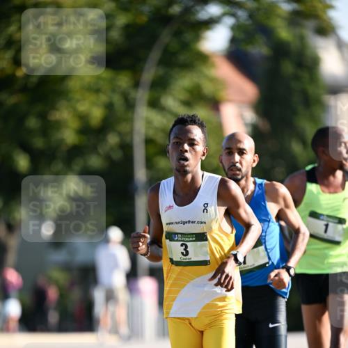 01.09.2024 - BARMER Alsterlauf Dr. Thomas Lammeyer http://msf.ph/oto/6886896 01.09.2024 09:16:24 Laufen 2, 35, 3 meine-sportfotos.de