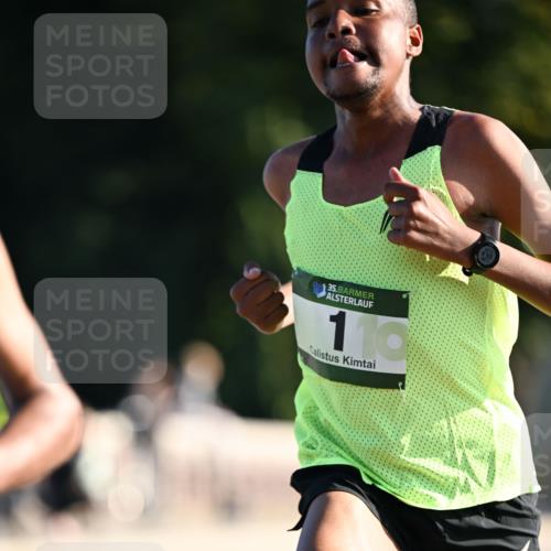 01.09.2024 - BARMER Alsterlauf Dr. Thomas Lammeyer http://msf.ph/oto/6886901 01.09.2024 09:16:25 Laufen 35, 10 meine-sportfotos.de