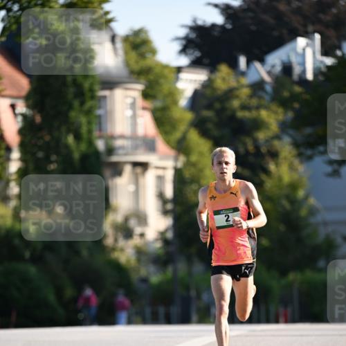 01.09.2024 - BARMER Alsterlauf Dr. Thomas Lammeyer http://msf.ph/oto/6886903 01.09.2024 09:16:41 Laufen  meine-sportfotos.de