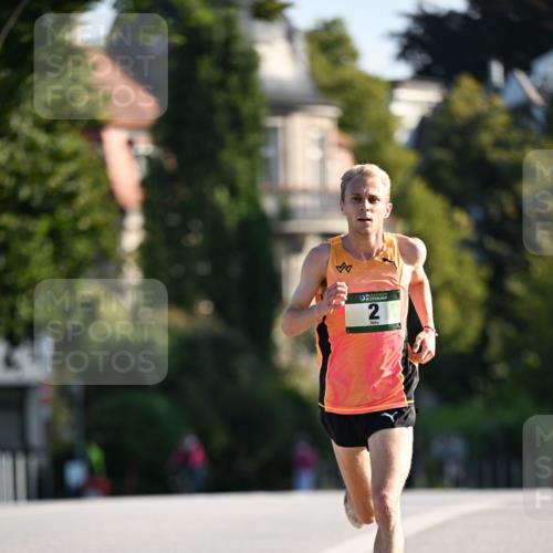 01.09.2024 - BARMER Alsterlauf Dr. Thomas Lammeyer http://msf.ph/oto/6886910 01.09.2024 09:16:42 Laufen 2, 5 meine-sportfotos.de