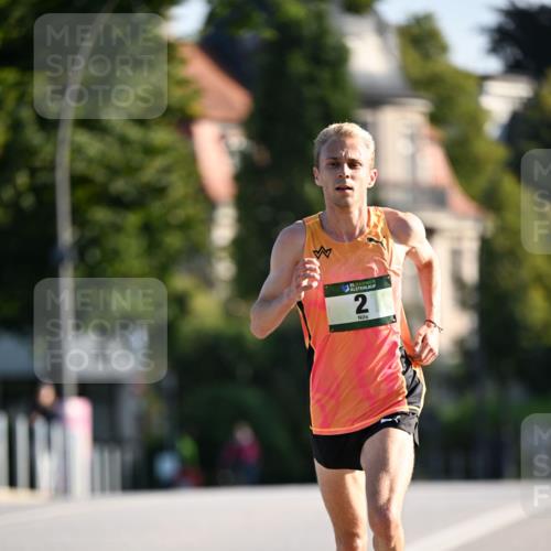 01.09.2024 - BARMER Alsterlauf Dr. Thomas Lammeyer http://msf.ph/oto/6886914 01.09.2024 09:16:43 Laufen 35, 2 meine-sportfotos.de