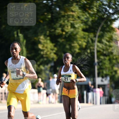 01.09.2024 - BARMER Alsterlauf Dr. Thomas Lammeyer http://msf.ph/oto/6886940 01.09.2024 09:17:21 Laufen 2, 21 meine-sportfotos.de
