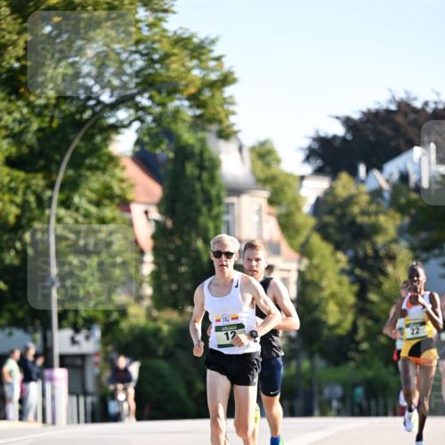 01.09.2024 - BARMER Alsterlauf Dr. Thomas Lammeyer http://msf.ph/oto/6886963 01.09.2024 09:17:39 Laufen 12, 22 meine-sportfotos.de
