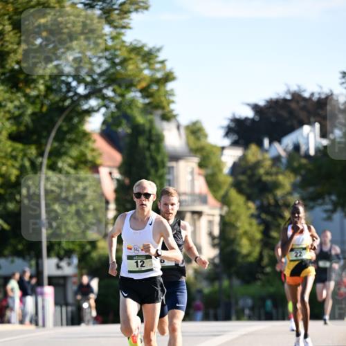 01.09.2024 - BARMER Alsterlauf Dr. Thomas Lammeyer http://msf.ph/oto/6886966 01.09.2024 09:17:39 Laufen 12, 22 meine-sportfotos.de
