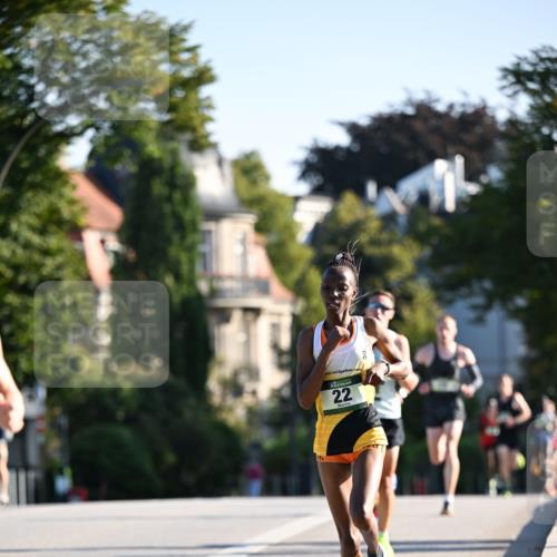 01.09.2024 - BARMER Alsterlauf Dr. Thomas Lammeyer http://msf.ph/oto/6886972 01.09.2024 09:17:40 Laufen 22 meine-sportfotos.de