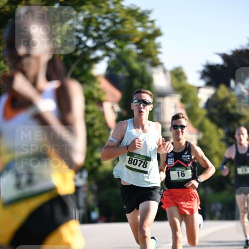 01.09.2024 - BARMER Alsterlauf Dr. Thomas Lammeyer http://msf.ph/oto/6886982 01.09.2024 09:17:42 Laufen 8078, 16 meine-sportfotos.de
