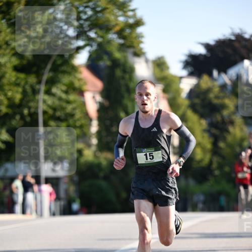 01.09.2024 - BARMER Alsterlauf Dr. Thomas Lammeyer http://msf.ph/oto/6886994 01.09.2024 09:17:44 Laufen 15 meine-sportfotos.de