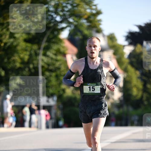 01.09.2024 - BARMER Alsterlauf Dr. Thomas Lammeyer http://msf.ph/oto/6886996 01.09.2024 09:17:45 Laufen 135, 15 meine-sportfotos.de