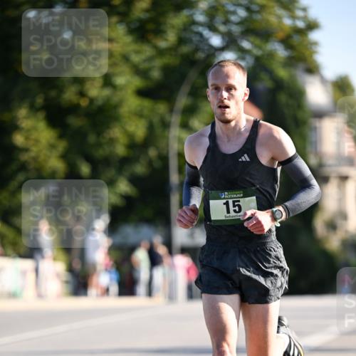 01.09.2024 - BARMER Alsterlauf Dr. Thomas Lammeyer http://msf.ph/oto/6886999 01.09.2024 09:17:45 Laufen 1635, 15 meine-sportfotos.de
