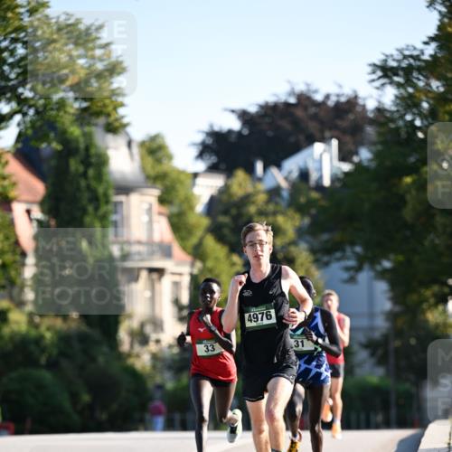 01.09.2024 - BARMER Alsterlauf Dr. Thomas Lammeyer http://msf.ph/oto/6887001 01.09.2024 09:17:47 Laufen 33, 4976, 31 meine-sportfotos.de