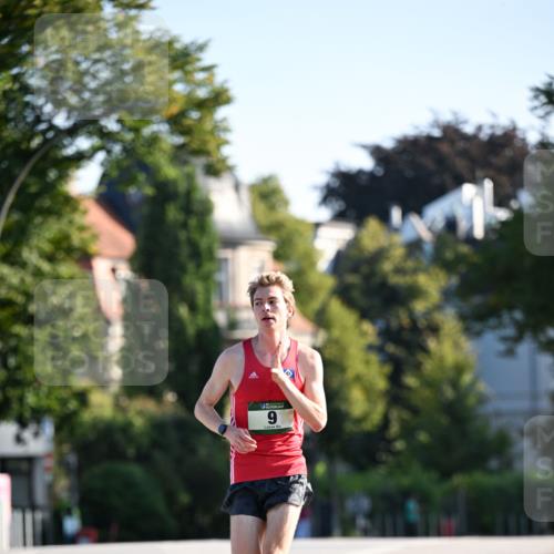 01.09.2024 - BARMER Alsterlauf Dr. Thomas Lammeyer http://msf.ph/oto/6887019 01.09.2024 09:17:51 Laufen  meine-sportfotos.de