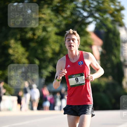 01.09.2024 - BARMER Alsterlauf Dr. Thomas Lammeyer http://msf.ph/oto/6887027 01.09.2024 09:17:52 Laufen 35, 9 meine-sportfotos.de