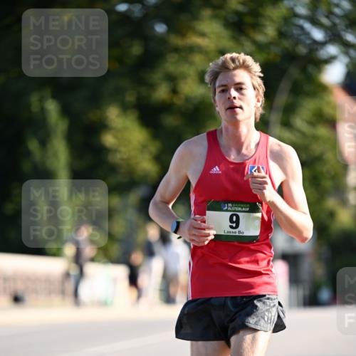 01.09.2024 - BARMER Alsterlauf Dr. Thomas Lammeyer http://msf.ph/oto/6887029 01.09.2024 09:17:52 Laufen 35, 9 meine-sportfotos.de