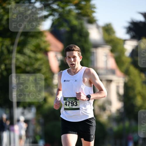 01.09.2024 - BARMER Alsterlauf Dr. Thomas Lammeyer http://msf.ph/oto/6887039 01.09.2024 09:18:06 Laufen 135, 4793 meine-sportfotos.de