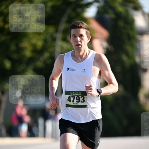 01.09.2024 - BARMER Alsterlauf Dr. Thomas Lammeyer http://msf.ph/oto/6887043 01.09.2024 09:18:06 Laufen 35, 4793 meine-sportfotos.de