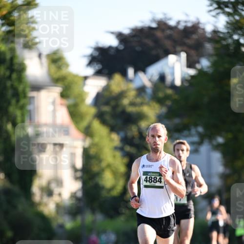 01.09.2024 - BARMER Alsterlauf Dr. Thomas Lammeyer http://msf.ph/oto/6887051 01.09.2024 09:18:11 Laufen 4884 meine-sportfotos.de