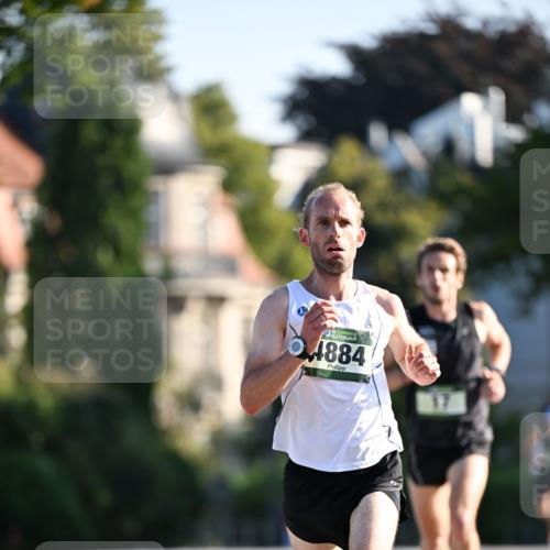 01.09.2024 - BARMER Alsterlauf Dr. Thomas Lammeyer http://msf.ph/oto/6887059 01.09.2024 09:18:12 Laufen 35, 4884, 17 meine-sportfotos.de