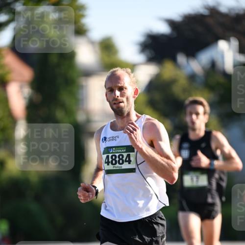 01.09.2024 - BARMER Alsterlauf Dr. Thomas Lammeyer http://msf.ph/oto/6887062 01.09.2024 09:18:12 Laufen 35, 4884 meine-sportfotos.de