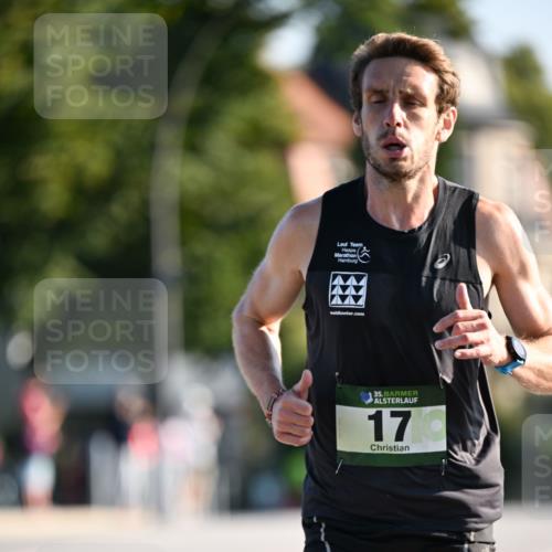 01.09.2024 - BARMER Alsterlauf Dr. Thomas Lammeyer http://msf.ph/oto/6887071 01.09.2024 09:18:14 Laufen 35, 170 meine-sportfotos.de
