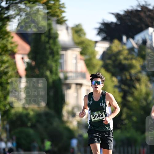 01.09.2024 - BARMER Alsterlauf Dr. Thomas Lammeyer http://msf.ph/oto/6887076 01.09.2024 09:18:19 Laufen 5048 meine-sportfotos.de