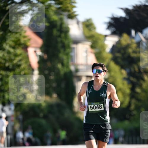 01.09.2024 - BARMER Alsterlauf Dr. Thomas Lammeyer http://msf.ph/oto/6887079 01.09.2024 09:18:19 Laufen 5048 meine-sportfotos.de