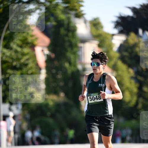 01.09.2024 - BARMER Alsterlauf Dr. Thomas Lammeyer http://msf.ph/oto/6887080 01.09.2024 09:18:19 Laufen 5048 meine-sportfotos.de