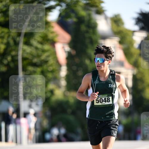 01.09.2024 - BARMER Alsterlauf Dr. Thomas Lammeyer http://msf.ph/oto/6887083 01.09.2024 09:18:20 Laufen 35, 5048 meine-sportfotos.de