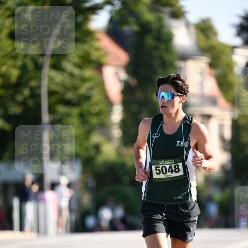 01.09.2024 - BARMER Alsterlauf Dr. Thomas Lammeyer http://msf.ph/oto/6887084 01.09.2024 09:18:20 Laufen 5048 meine-sportfotos.de