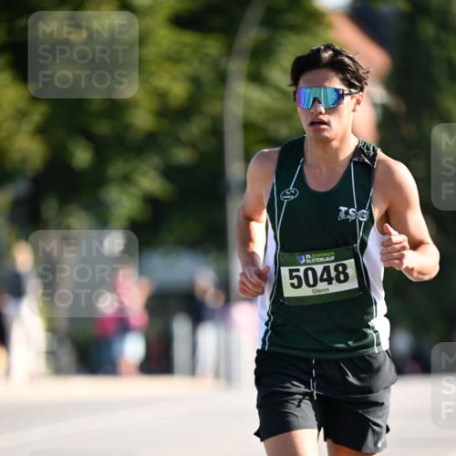 01.09.2024 - BARMER Alsterlauf Dr. Thomas Lammeyer http://msf.ph/oto/6887089 01.09.2024 09:18:20 Laufen 35, 5048 meine-sportfotos.de