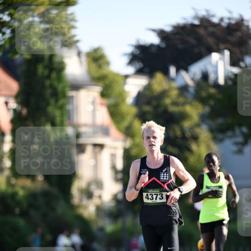 01.09.2024 - BARMER Alsterlauf Dr. Thomas Lammeyer http://msf.ph/oto/6887094 01.09.2024 09:18:22 Laufen 4373 meine-sportfotos.de