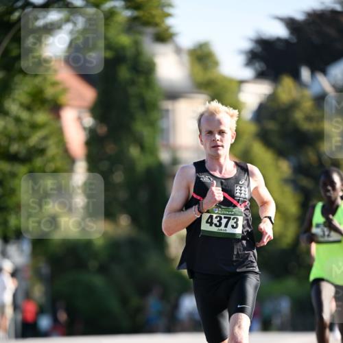 01.09.2024 - BARMER Alsterlauf Dr. Thomas Lammeyer http://msf.ph/oto/6887100 01.09.2024 09:18:23 Laufen 35, 4373 meine-sportfotos.de