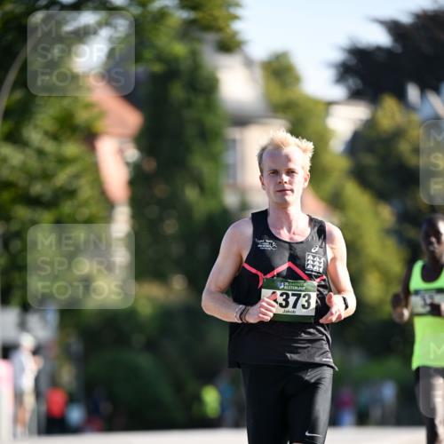 01.09.2024 - BARMER Alsterlauf Dr. Thomas Lammeyer http://msf.ph/oto/6887101 01.09.2024 09:18:23 Laufen 5, 0, 373 meine-sportfotos.de