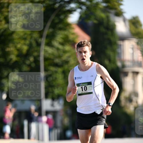 01.09.2024 - BARMER Alsterlauf Dr. Thomas Lammeyer http://msf.ph/oto/6887123 01.09.2024 09:18:28 Laufen 135, 10 meine-sportfotos.de