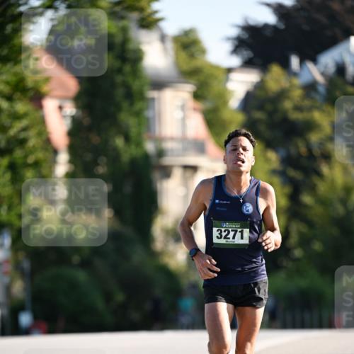 01.09.2024 - BARMER Alsterlauf Dr. Thomas Lammeyer http://msf.ph/oto/6887137 01.09.2024 09:18:34 Laufen 25, 3271 meine-sportfotos.de
