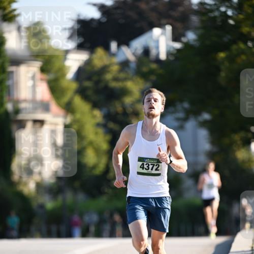 01.09.2024 - BARMER Alsterlauf Dr. Thomas Lammeyer http://msf.ph/oto/6887155 01.09.2024 09:18:40 Laufen 4372 meine-sportfotos.de