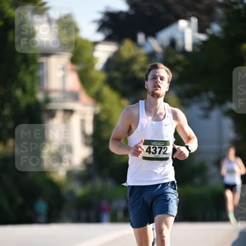 01.09.2024 - BARMER Alsterlauf Dr. Thomas Lammeyer http://msf.ph/oto/6887159 01.09.2024 09:18:40 Laufen 35, 4372 meine-sportfotos.de