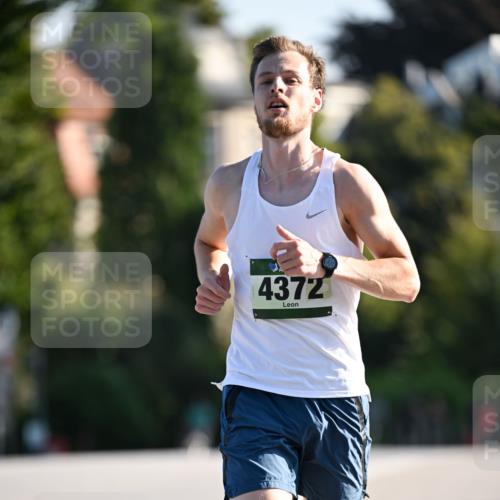 01.09.2024 - BARMER Alsterlauf Dr. Thomas Lammeyer http://msf.ph/oto/6887166 01.09.2024 09:18:41 Laufen 4372 meine-sportfotos.de