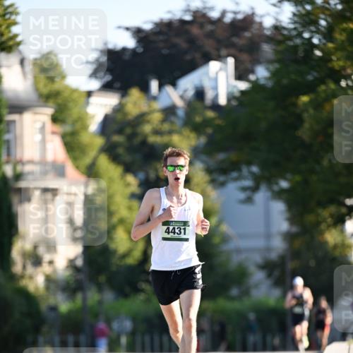 01.09.2024 - BARMER Alsterlauf Dr. Thomas Lammeyer http://msf.ph/oto/6887170 01.09.2024 09:18:46 Laufen 4431 meine-sportfotos.de