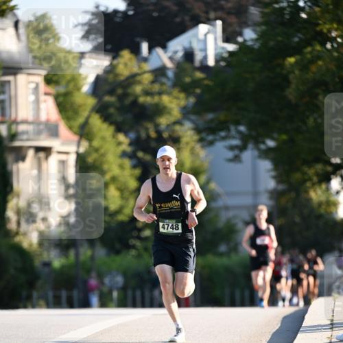 01.09.2024 - BARMER Alsterlauf Dr. Thomas Lammeyer http://msf.ph/oto/6887190 01.09.2024 09:18:55 Laufen 4748 meine-sportfotos.de